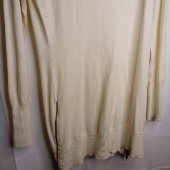 Guess Sweater Tunic Women L Long Sleeve Cowl Neck Zip Sides Off White - Picture 16 of 16